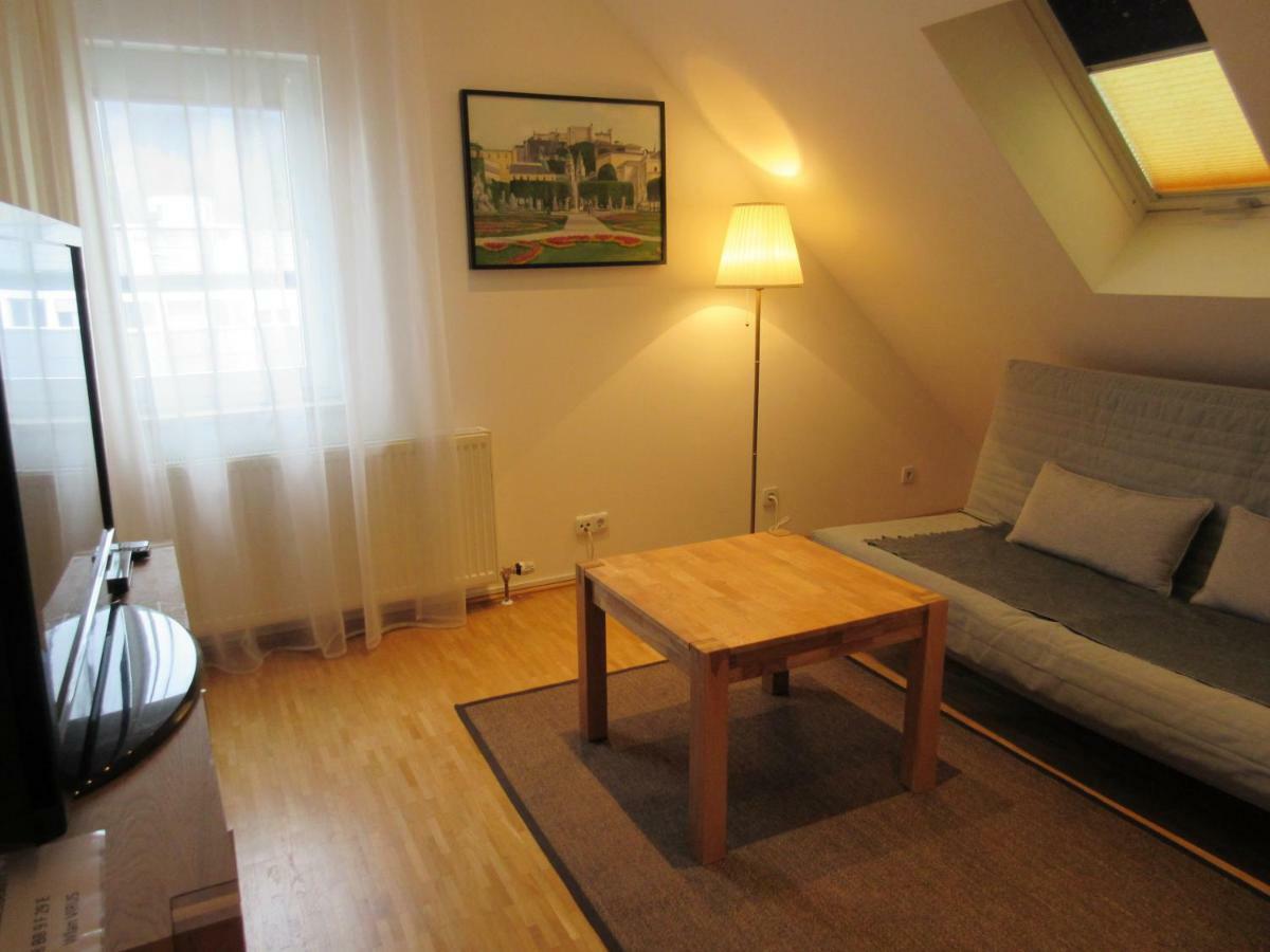 Home Apartments Salzburg Bagian luar foto