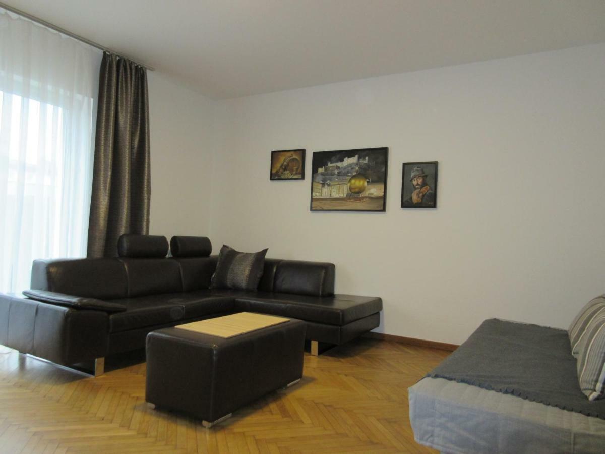 Home Apartments Salzburg Bagian luar foto
