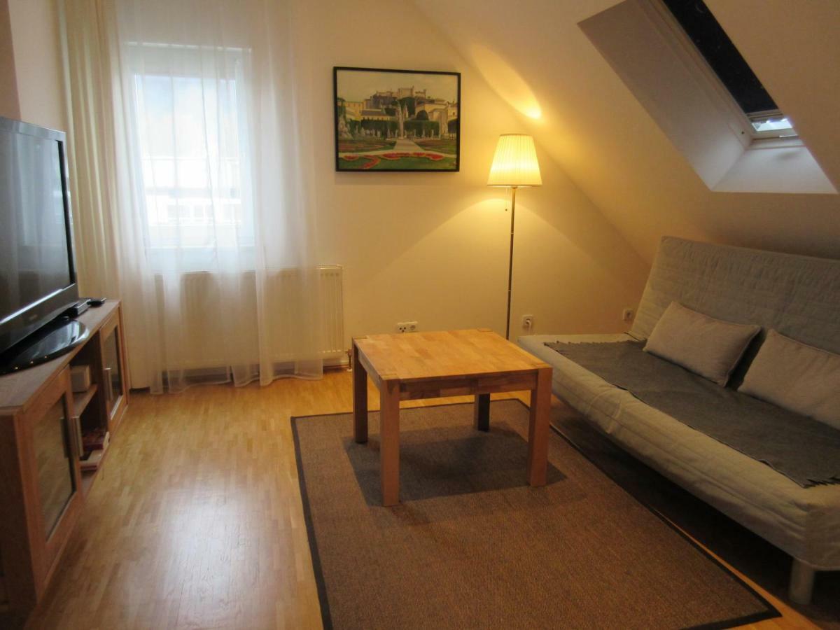 Home Apartments Salzburg Bagian luar foto